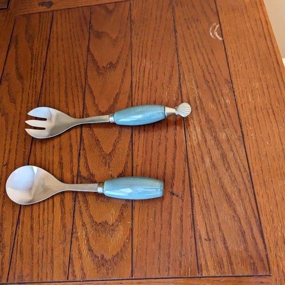 Stainless Steel 2005 Serving Set Spoon & Salad Fork Green Base w/Shell Accent - Picture 6 of 6